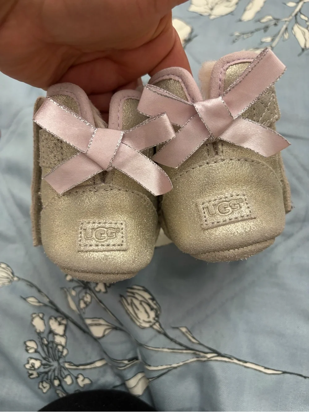 UGG Baby Cozy Faux-Fur Boots in Light Pink size 4/5